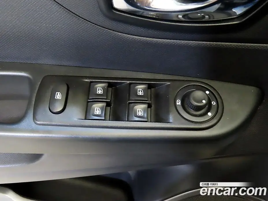 Renault (Samsung) QM3 2015 1.5 автомат (гидро), фото 17 Renault (Samsung) QM3 2015 1.5 автомат (гидро), фото 17