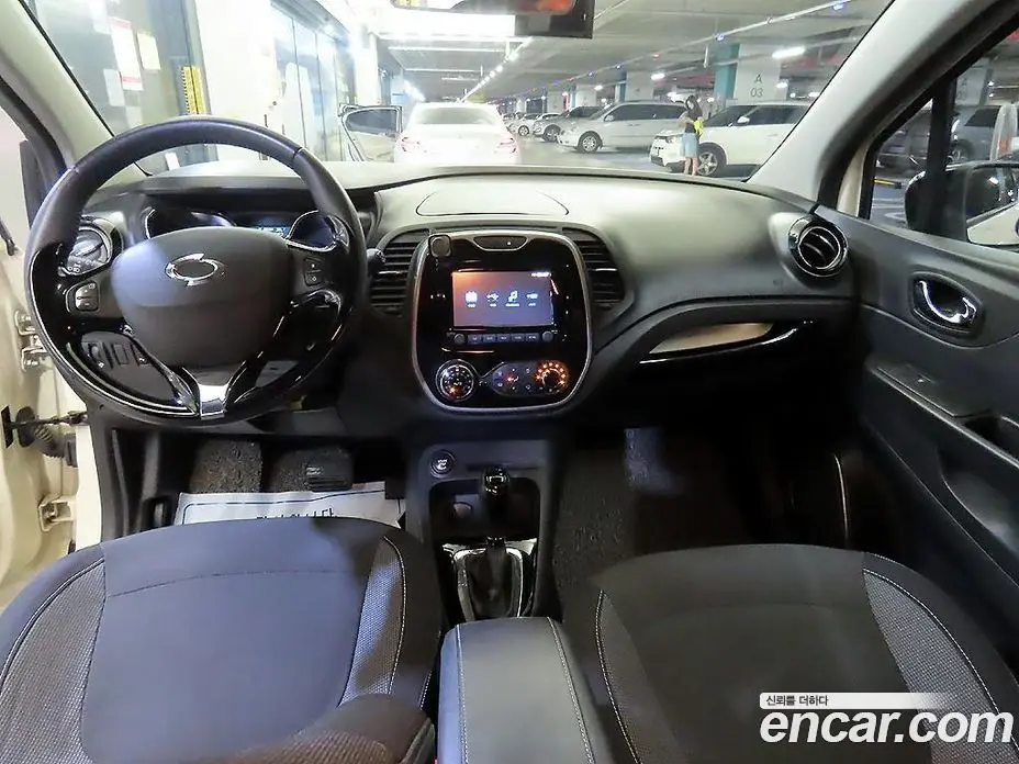 Renault (Samsung) QM3 2015 1.5 автомат (гидро), фото 10 Renault (Samsung) QM3 2015 1.5 автомат (гидро), фото 10