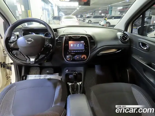 Renault (Samsung) QM3 2015 1.5 автомат (гидро), миниатюра 10 Renault (Samsung) QM3 2015 1.5 автомат (гидро), миниатюра 10