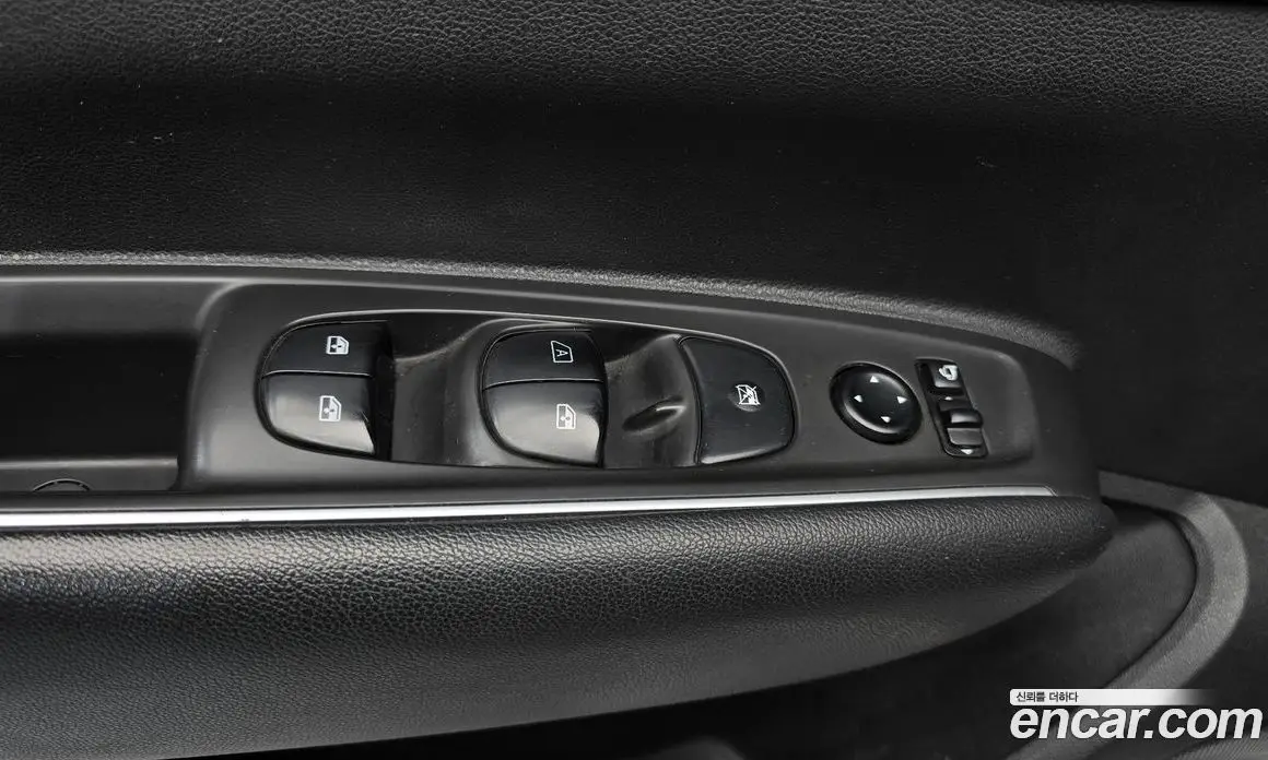Renault (Samsung) QM6 2019 2.0 автомат (гидро), фото 17 Renault (Samsung) QM6 2019 2.0 автомат (гидро), фото 17