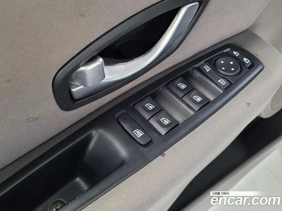 Renault (Samsung) SM3 2010 1.6 автомат (гидро), фото 19 Renault (Samsung) SM3 2010 1.6 автомат (гидро), фото 19