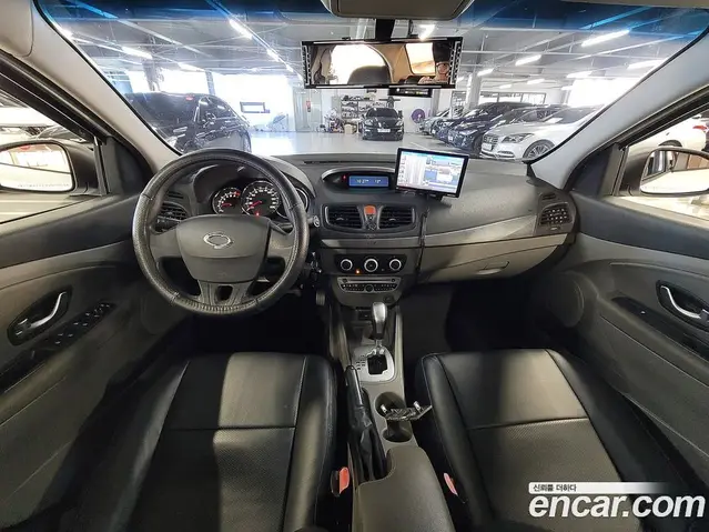 Renault (Samsung) SM3 2010 1.6 автомат (гидро), миниатюра 6 Renault (Samsung) SM3 2010 1.6 автомат (гидро), миниатюра 6