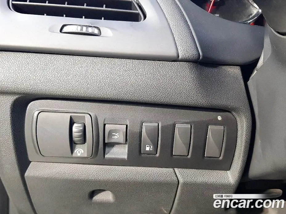 Renault (Samsung) SM3 2013 1.6 автомат (гидро), фото 12 Renault (Samsung) SM3 2013 1.6 автомат (гидро), фото 12
