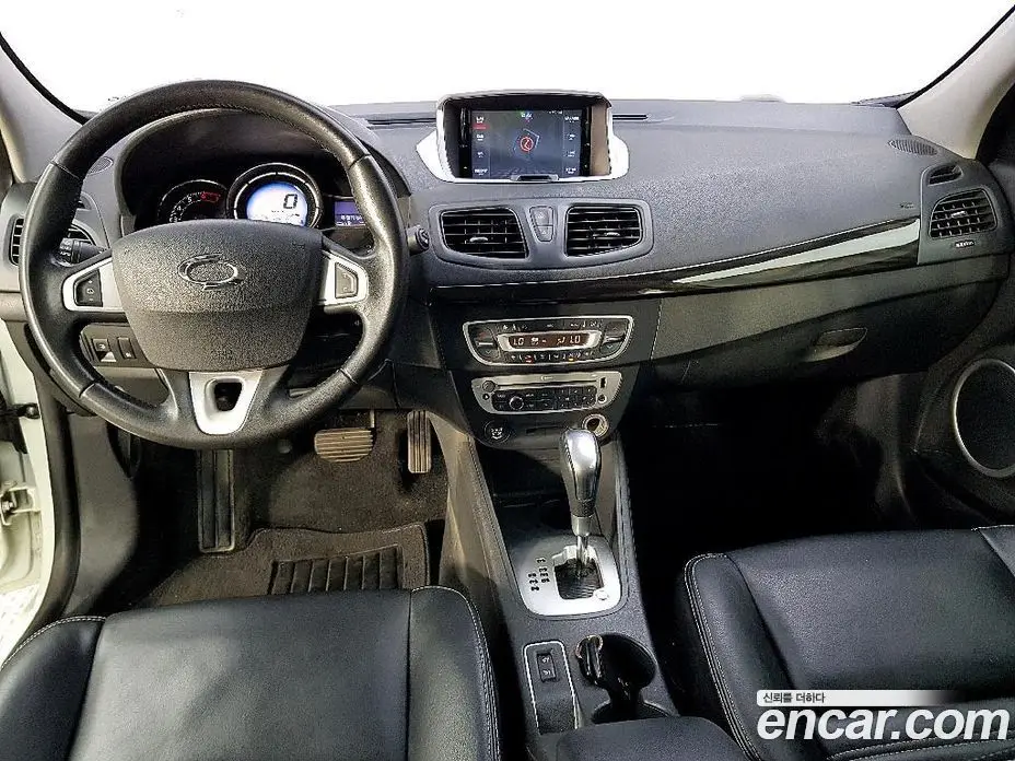 Renault (Samsung) SM3 2013 1.6 автомат (гидро), фото 5 Renault (Samsung) SM3 2013 1.6 автомат (гидро), фото 5