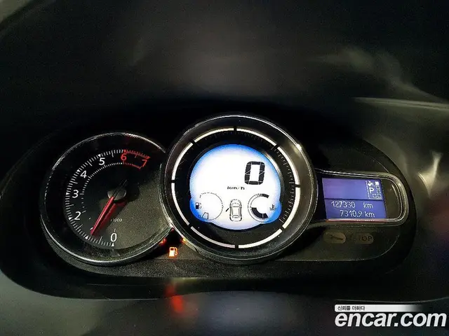 Renault (Samsung) SM3 2013 1.6 автомат (гидро), миниатюра 7 Renault (Samsung) SM3 2013 1.6 автомат (гидро), миниатюра 7