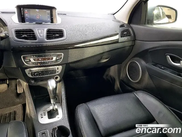 Renault (Samsung) SM3 2013 1.6 автомат (гидро), миниатюра 10 Renault (Samsung) SM3 2013 1.6 автомат (гидро), миниатюра 10