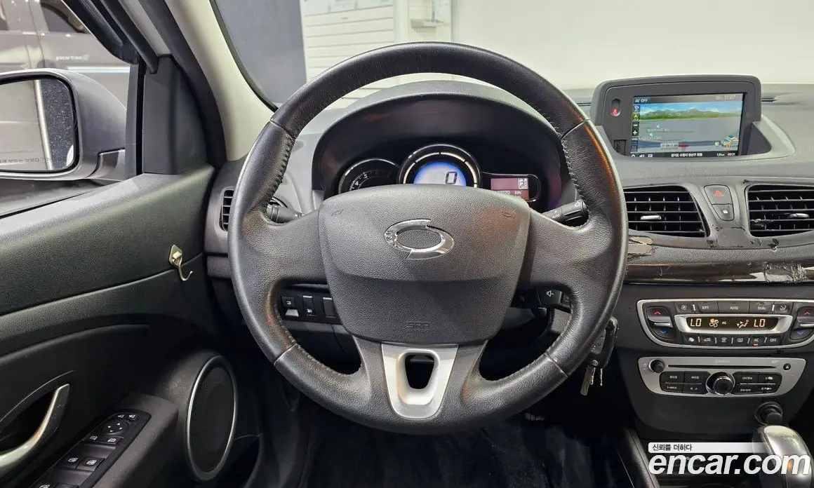 Renault (Samsung) SM3 2013 1.6 автомат (гидро), фото 13 Renault (Samsung) SM3 2013 1.6 автомат (гидро), фото 13