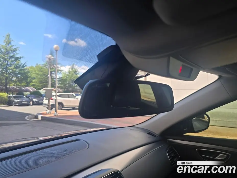 Renault (Samsung) SM6 2018 2.0 автомат (гидро), фото 18 Renault (Samsung) SM6 2018 2.0 автомат (гидро), фото 18