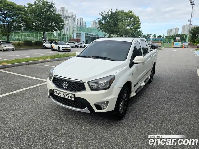SsangYong Korando 2013 2.0 автомат (гидро), миниатюра 2