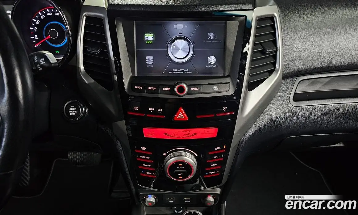 SsangYong TIBOLI 2015 1.6 автомат (гидро), фото 15
