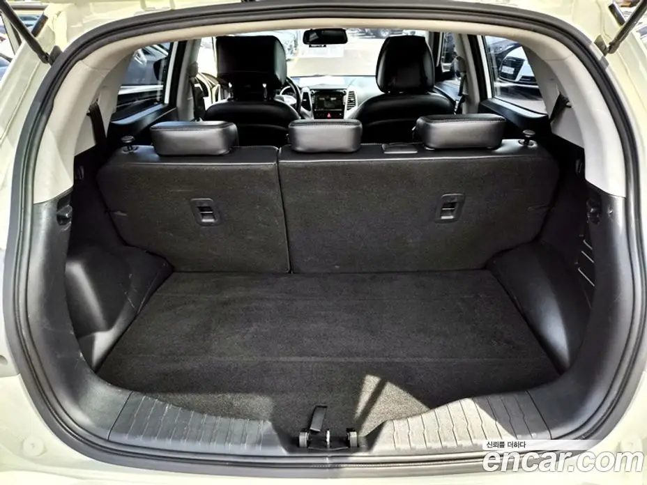 SsangYong TIBOLI 2016 1.6 автомат (гидро), фото 18 SsangYong TIBOLI 2016 1.6 автомат (гидро), фото 18