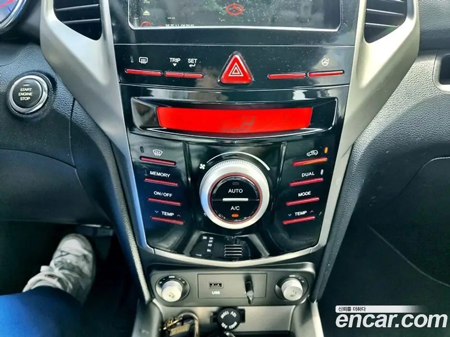 SsangYong TIBOLI 2016 1.6 автомат (гидро), фото 10 SsangYong TIBOLI 2016 1.6 автомат (гидро), фото 10
