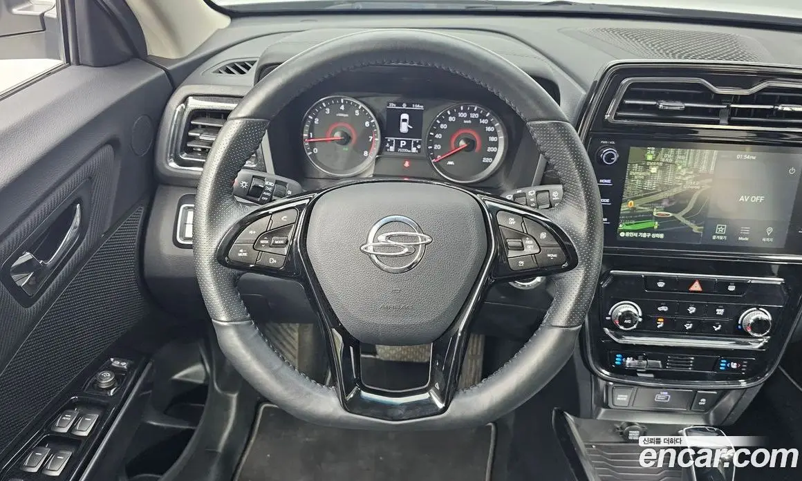 SsangYong TIBOLI 2021 1.5 автомат (гидро), фото 12 SsangYong TIBOLI 2021 1.5 автомат (гидро), фото 12
