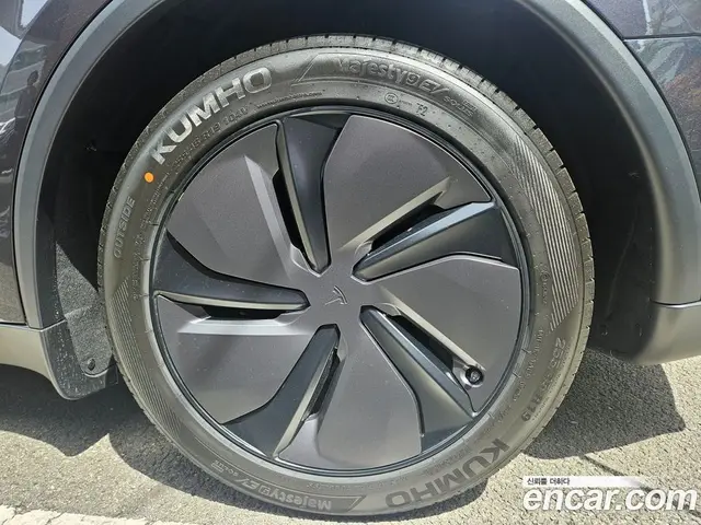 Tesla Model Y 2026 автомат (гидро), миниатюра 5 Tesla Model Y 2026 автомат (гидро), миниатюра 5
