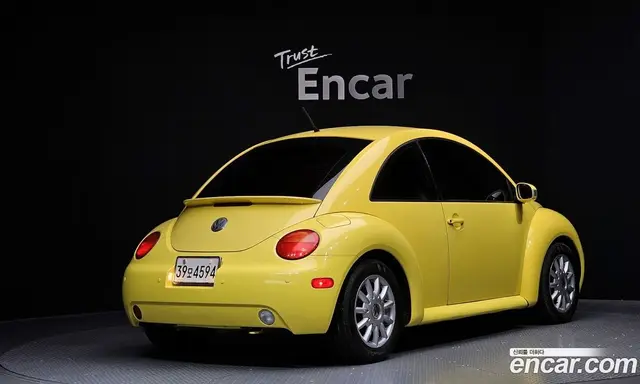 Volkswagen Beatle 2005 2.0 автомат (гидро), миниатюра 2 Volkswagen Beatle 2005 2.0 автомат (гидро), миниатюра 2