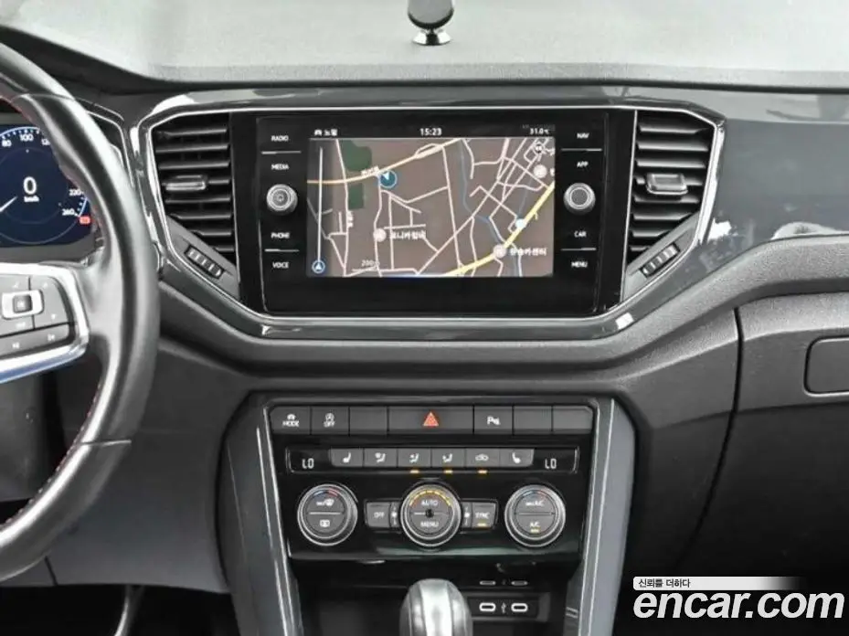 Volkswagen T-Roc 2021 2.0 автомат (гидро), фото 14 Volkswagen T-Roc 2021 2.0 автомат (гидро), фото 14