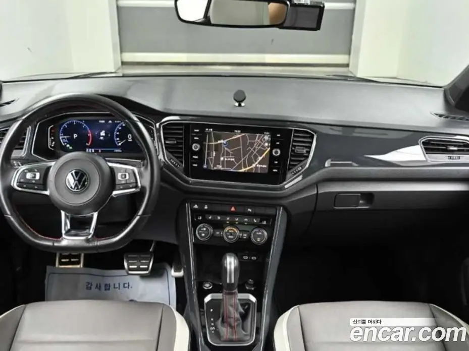 Volkswagen T-Roc 2021 2.0 автомат (гидро), фото 7 Volkswagen T-Roc 2021 2.0 автомат (гидро), фото 7