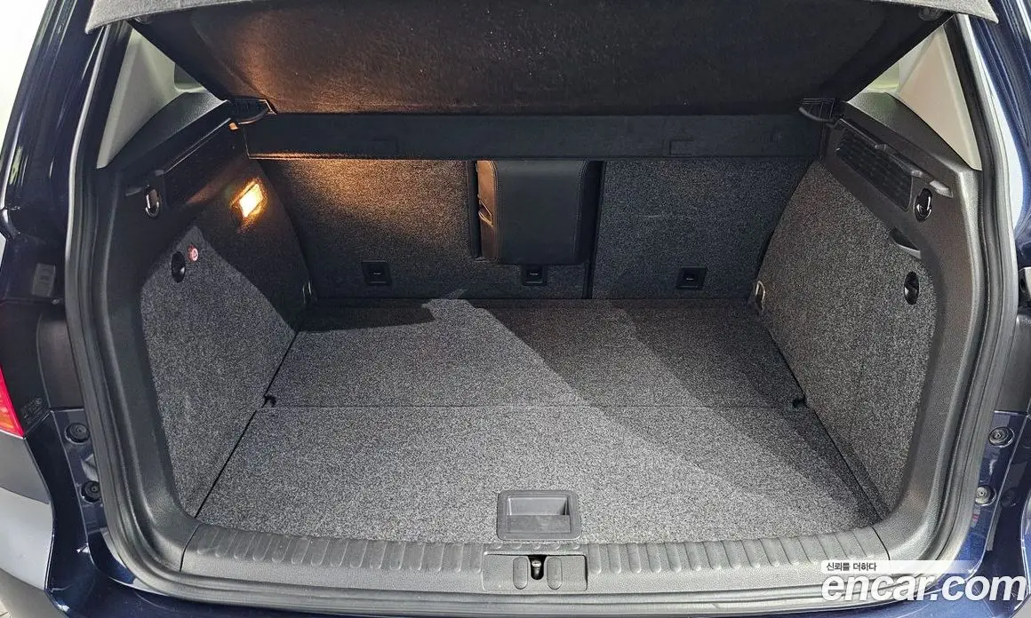Volkswagen Tiguan 2016 2.0 автомат (гидро), фото 17 Volkswagen Tiguan 2016 2.0 автомат (гидро), фото 17
