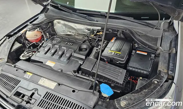 Volkswagen Tiguan 2016 2.0 автомат (гидро), миниатюра 6 Volkswagen Tiguan 2016 2.0 автомат (гидро), миниатюра 6