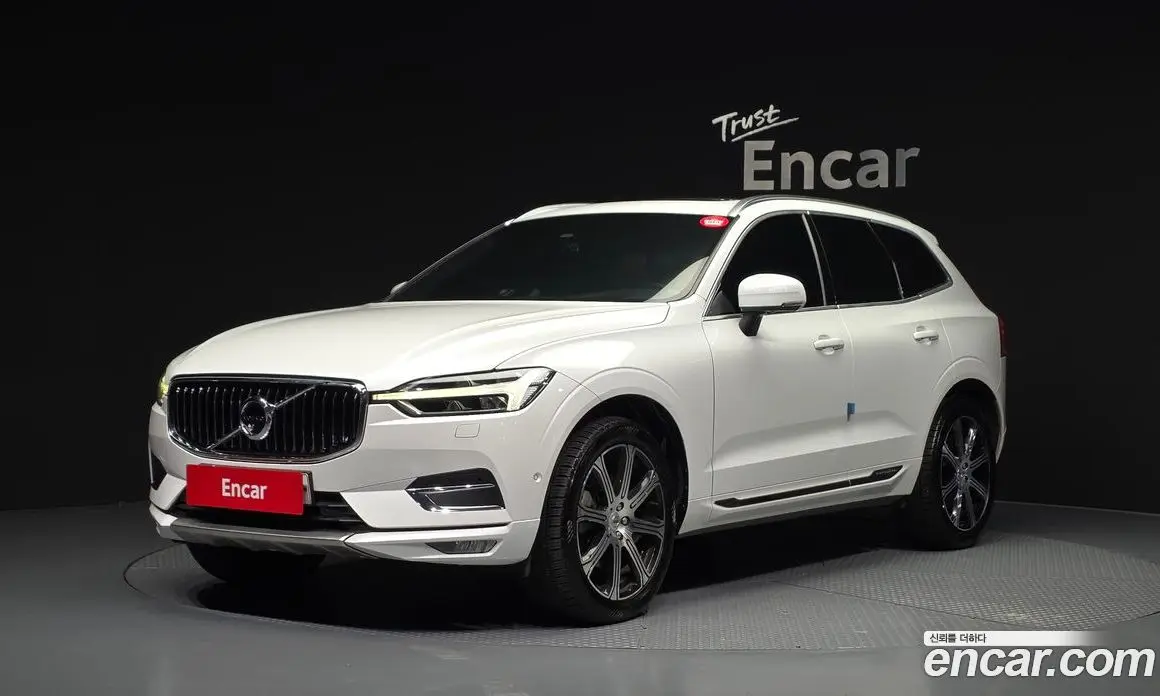 Volvo XC60 2019 2.0 автомат (гидро), фото 1 Volvo XC60 2019 2.0 автомат (гидро), фото 1