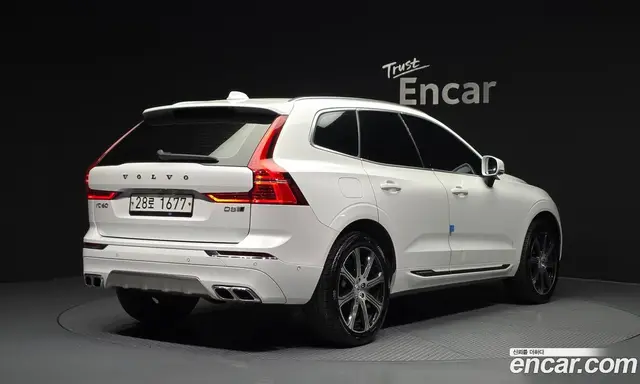 Volvo XC60 2019 2.0 автомат (гидро), миниатюра 2 Volvo XC60 2019 2.0 автомат (гидро), миниатюра 2