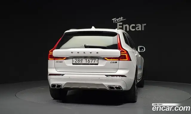 Volvo XC60 2019 2.0 автомат (гидро), миниатюра 4 Volvo XC60 2019 2.0 автомат (гидро), миниатюра 4