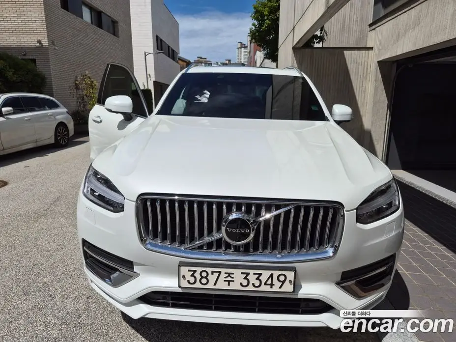 Volvo XC90 2020 2.0 автомат (гидро), фото 1 Volvo XC90 2020 2.0 автомат (гидро), фото 1