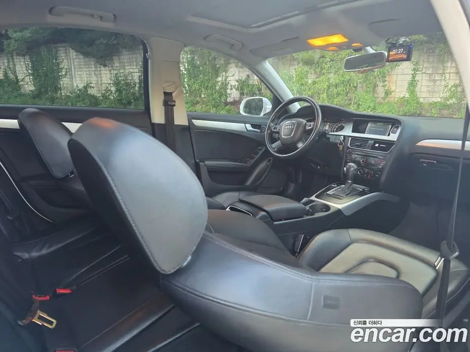 Audi A4 2011 2.0 автомат (гидро), фото 15