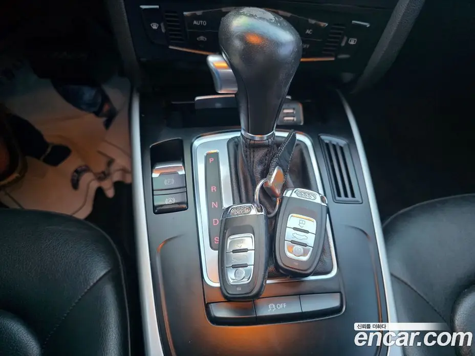 Audi A4 2011 2.0 автомат (гидро), фото 9