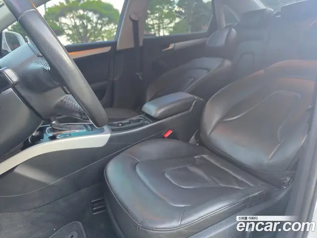 Audi A4 2011 2.0 автомат (гидро), миниатюра 10