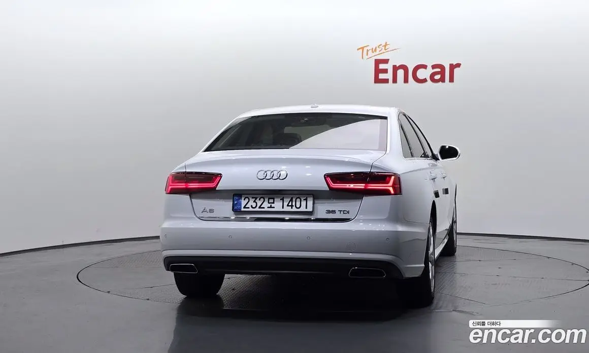 Audi A6 2015 2.0 автомат (гидро), фото 4