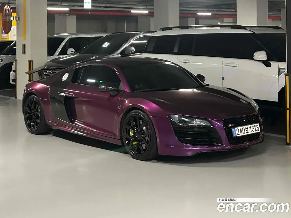 Audi R8 2010 5.2 автомат (гидро), фото 1 Audi R8 2010 5.2 автомат (гидро), фото 1