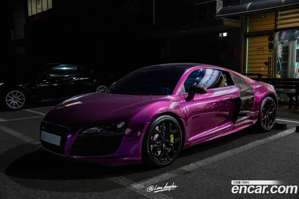 Audi R8 2010 5.2 автомат (гидро), фото 14 Audi R8 2010 5.2 автомат (гидро), фото 14