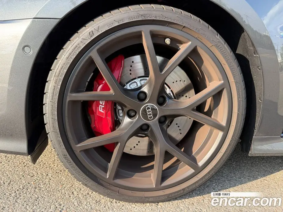 Audi RS3 2026 2.5 автомат (гидро), фото 8 Audi RS3 2026 2.5 автомат (гидро), фото 8