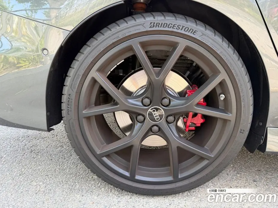 Audi RS3 2026 2.5 автомат (гидро), фото 10 Audi RS3 2026 2.5 автомат (гидро), фото 10