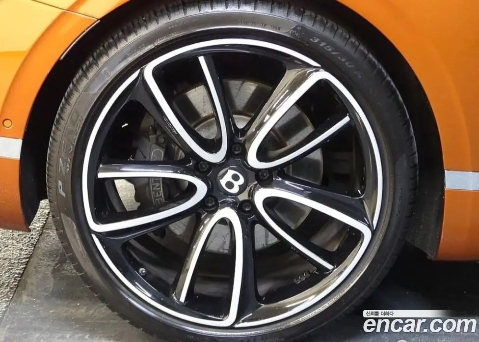 Bentley Continental 2018 6.0 автомат (гидро), фото 5 Bentley Continental 2018 6.0 автомат (гидро), фото 5