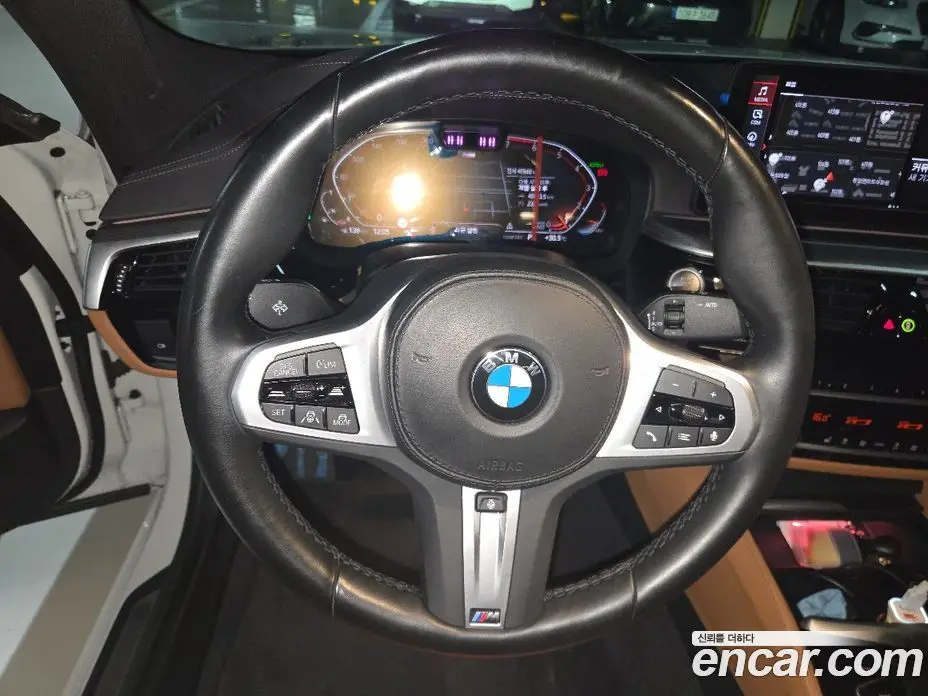 BMW 5 серия 2022 2.0 автомат (гидро), фото 13 BMW 5 серия 2022 2.0 автомат (гидро), фото 13