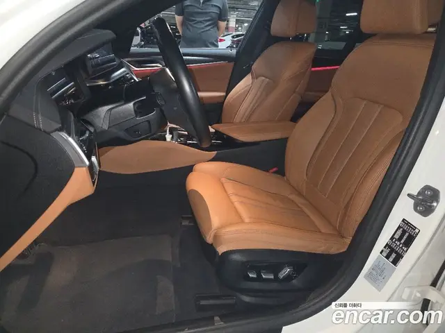 BMW 5 серия 2022 2.0 автомат (гидро), миниатюра 10 BMW 5 серия 2022 2.0 автомат (гидро), миниатюра 10