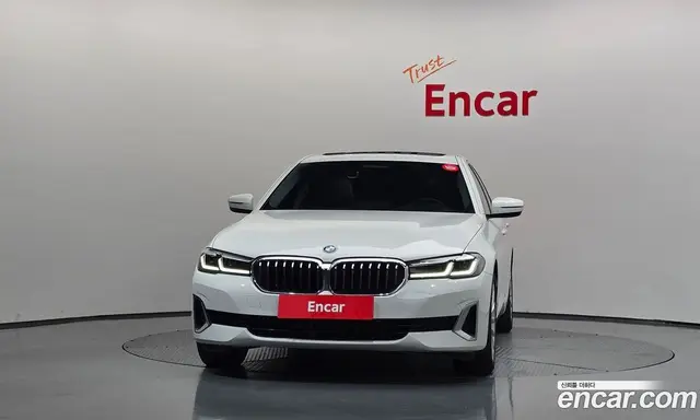 BMW 5 серия 2022 2.0 автомат (гидро), миниатюра 3