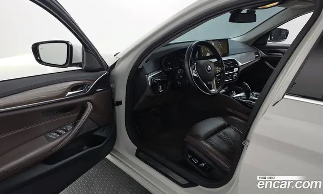 BMW 5 серия 2022 2.0 автомат (гидро), миниатюра 10