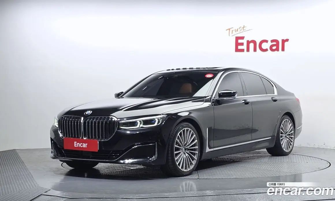 BMW 7 серия 2022 3.0 автомат (гидро), фото 1 BMW 7 серия 2022 3.0 автомат (гидро), фото 1