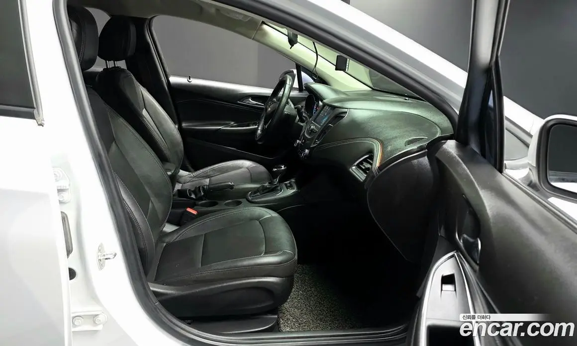 Chevrolet Cruze 2017 1.4 автомат (гидро), фото 11 Chevrolet Cruze 2017 1.4 автомат (гидро), фото 11