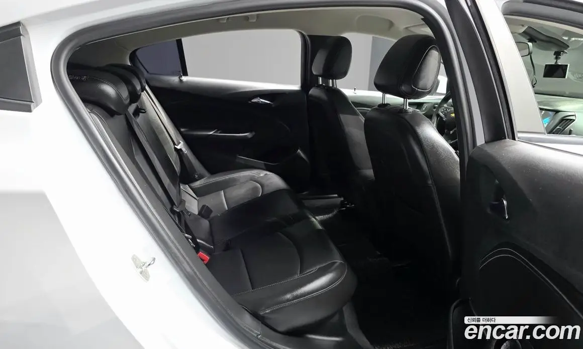 Chevrolet Cruze 2017 1.4 автомат (гидро), фото 12 Chevrolet Cruze 2017 1.4 автомат (гидро), фото 12