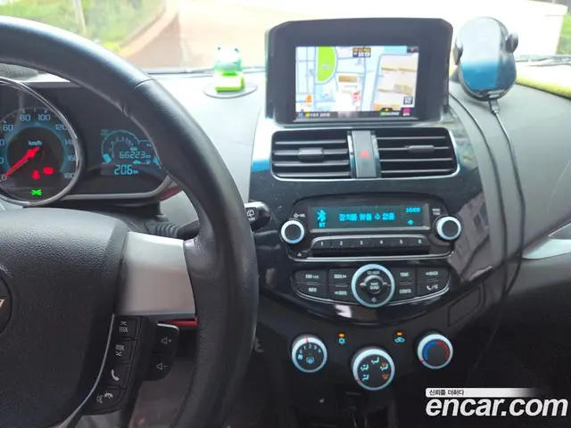 Chevrolet Spark 2014 1.0 механика, миниатюра 10