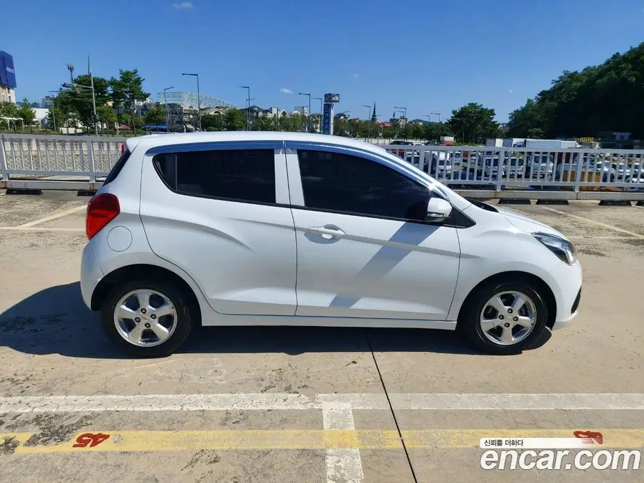 Chevrolet Spark 2015 1.0 автомат (гидро), фото 4 Chevrolet Spark 2015 1.0 автомат (гидро), фото 4