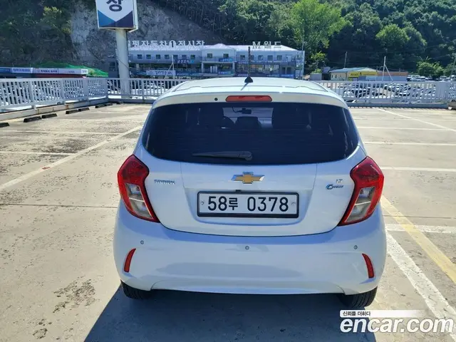 Chevrolet Spark 2015 1.0 автомат (гидро), миниатюра 6 Chevrolet Spark 2015 1.0 автомат (гидро), миниатюра 6