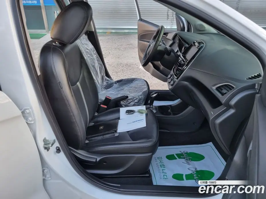 Chevrolet Spark 2022 1.0 автомат (гидро), фото 19