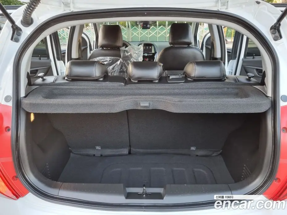 Chevrolet Spark 2022 1.0 автомат (гидро), фото 20