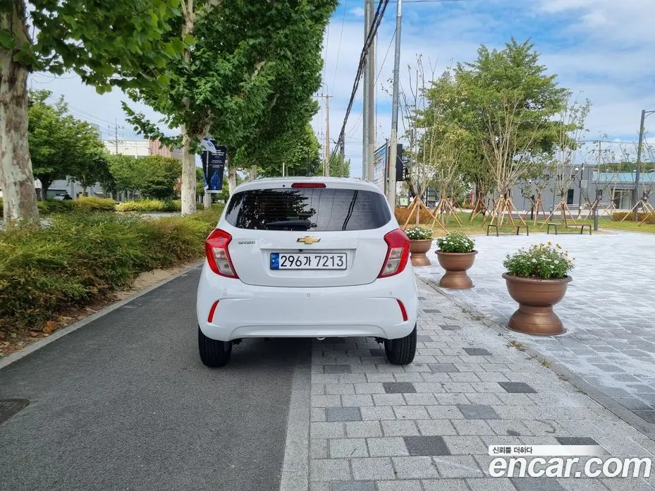 Chevrolet Spark 2022 1.0 автомат (гидро), фото 4