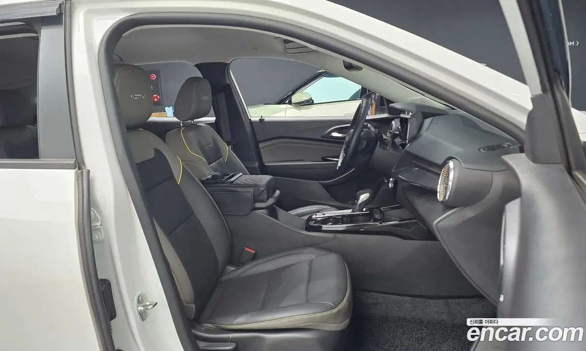 Chevrolet Trax 2023 1.2 автомат (гидро), фото 12
